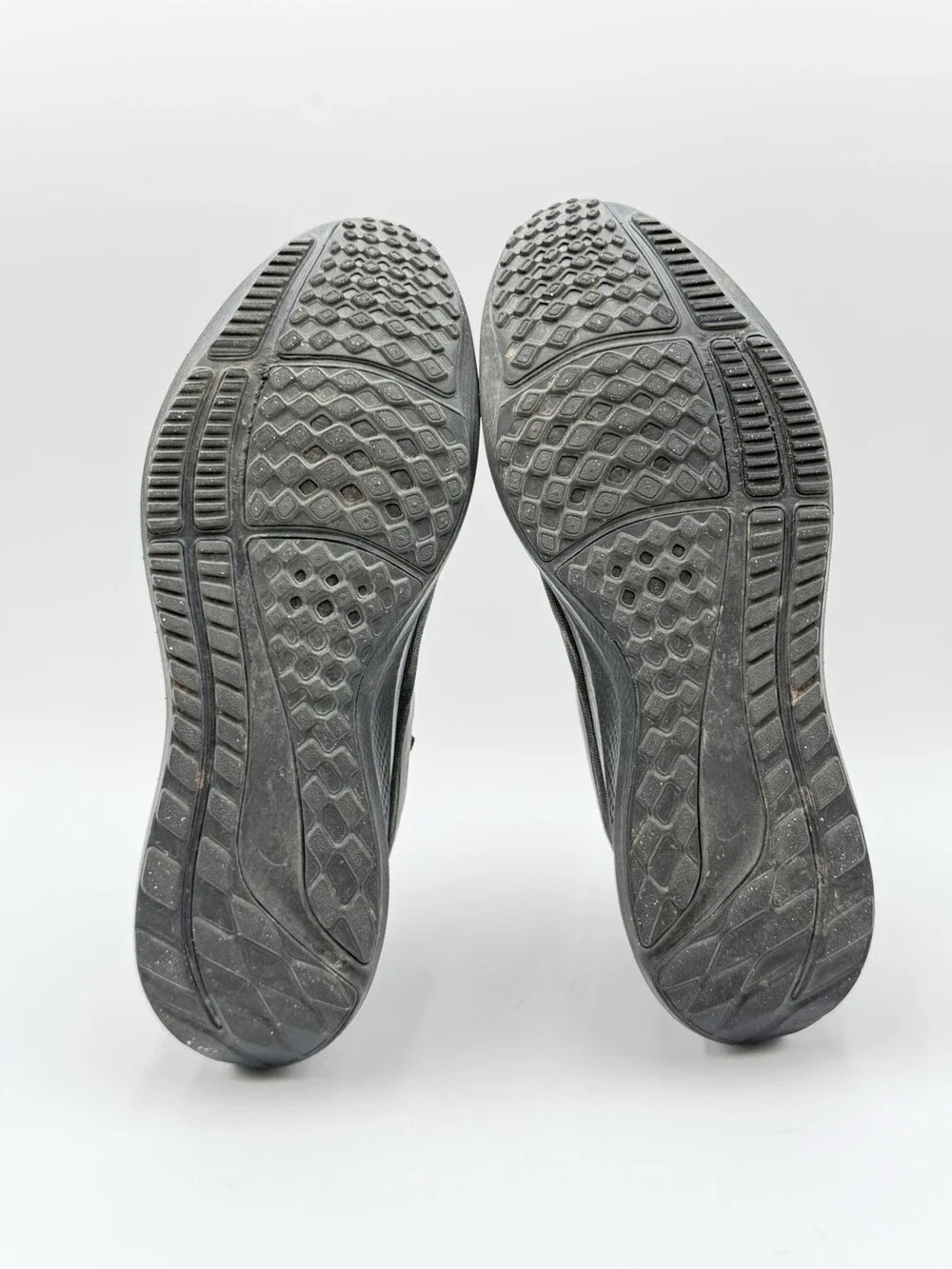 Nike Air Zoom Pegasus 40 Men’s Size 11.5 Running/Walking Shoes 'Triple Black'
